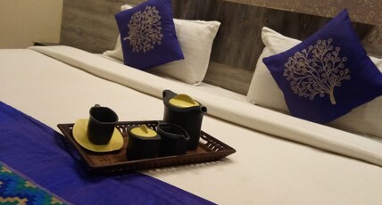 Hotel Bhumi Room Type - Premium Room