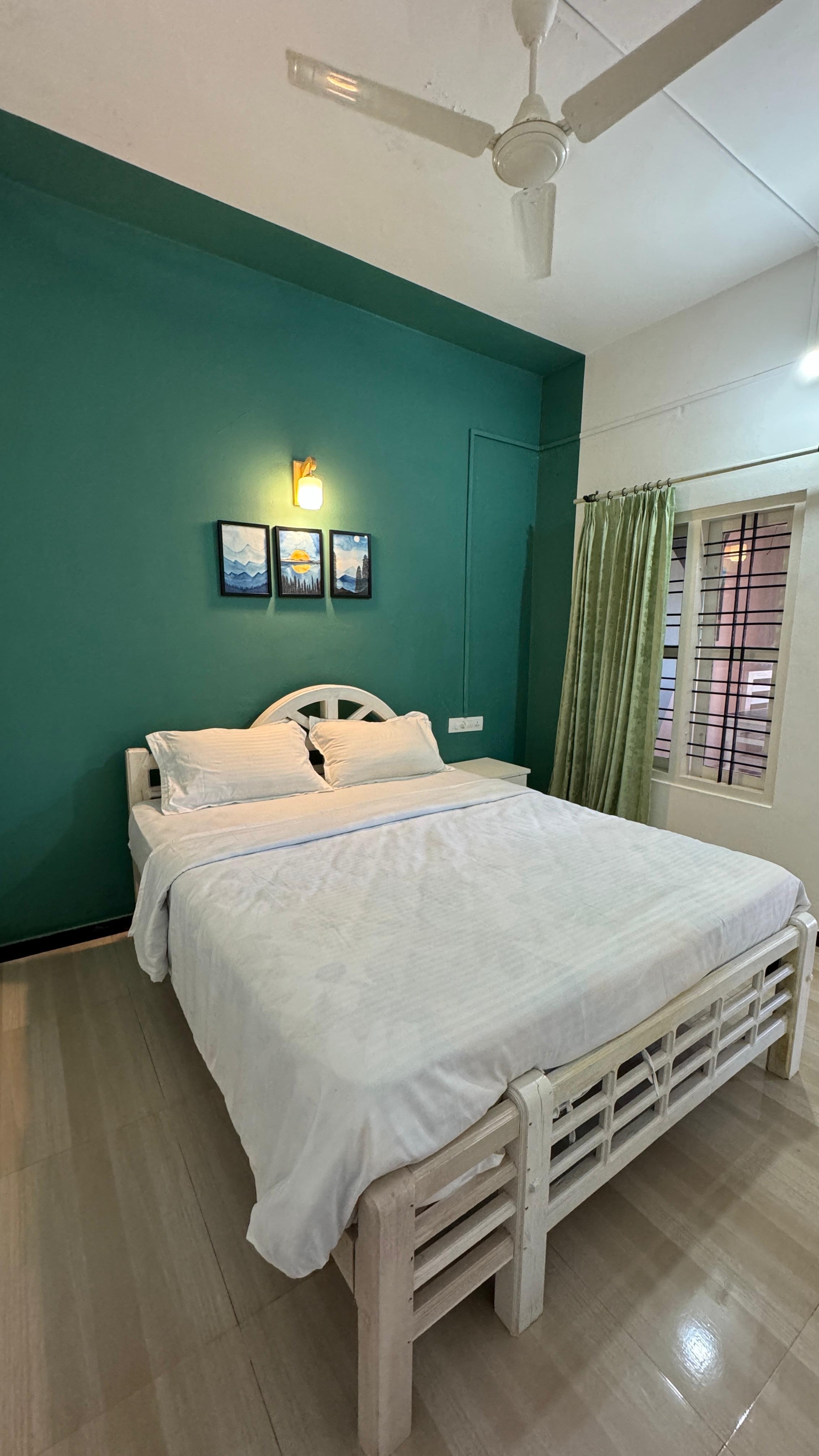Munderi Service Apartment - Tap to explore photos