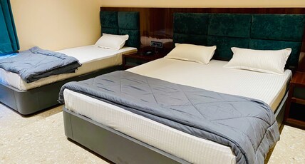 Hotel Manyavar Inn Restaurant Room Type - Triple Bed AC Room