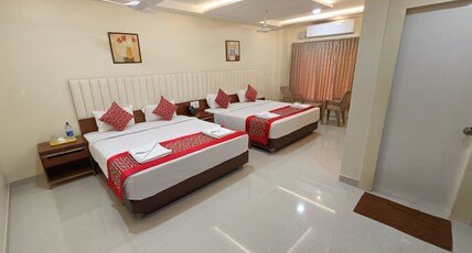 Sri Aswin Grand Room Type - Two Bedded Family Room Sri Aswin Grand Room Type - Two Bedded Family Room