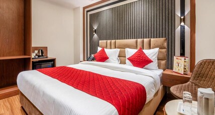 Hotel Aavaas Room Type - Deluxe room