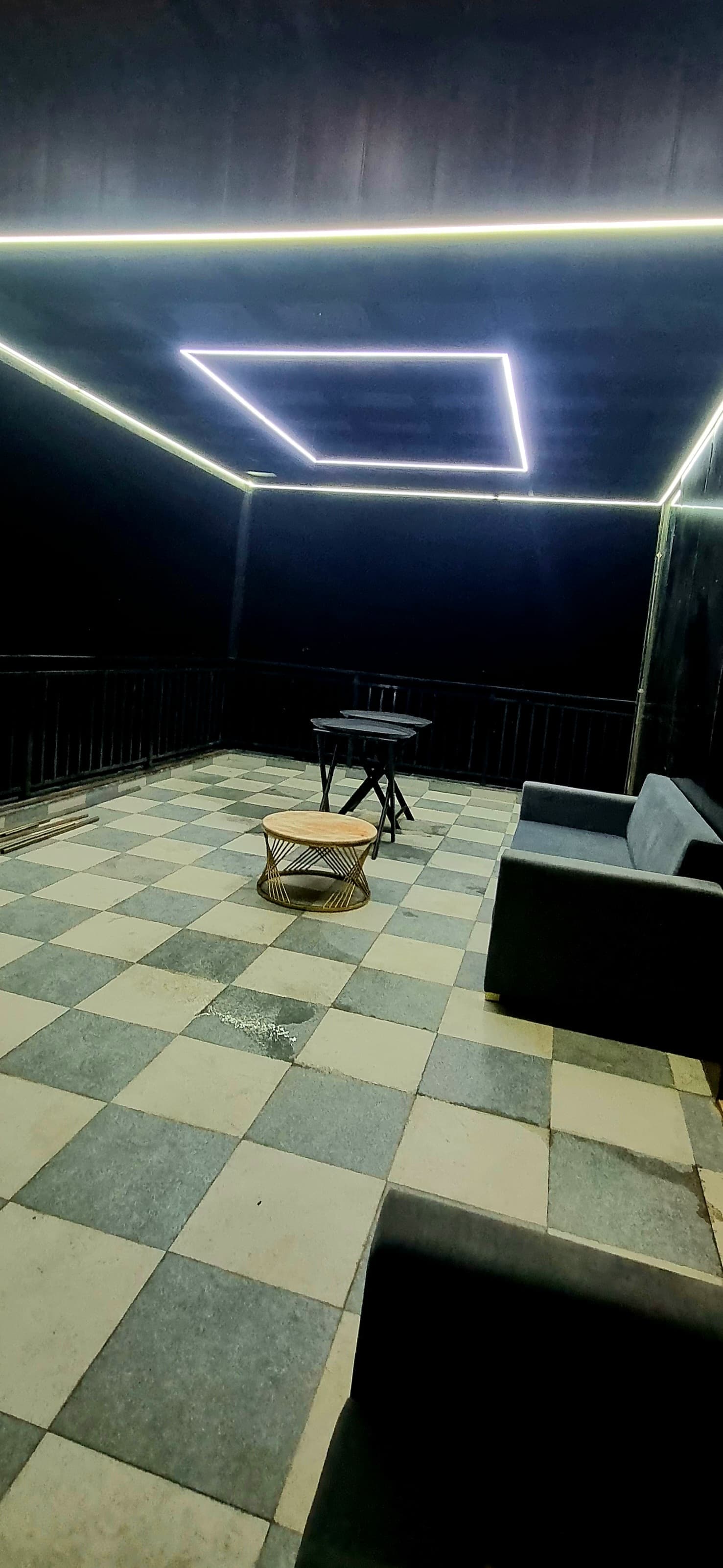 Snowbell Hotel - Tap to explore photos