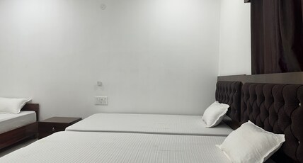 UTSAV PALACE Room Type - Triple Bed AC Room