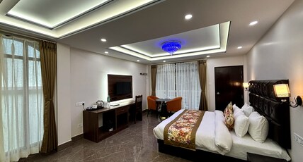 Sundar Hotel And Resort Room Type - Super Deluxe Room with Pool View