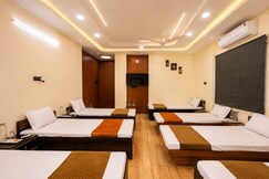 Cozy Homestay | Dorms & Room
