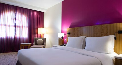 Radisson Blu Hotel, Muscat Room Type - Suite - Lounge Access Radisson Blu Hotel, Muscat Room Type - Suite - Lounge Access