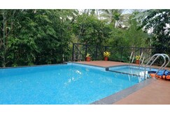 Golden Cypress Resort with Pool