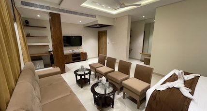 Maheshwari Jalsa Room Type - SUITE ROOM Maheshwari Jalsa Room Type - SUITE ROOM