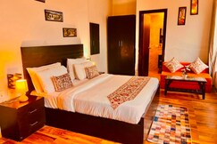 Vrindavan Dham by Sudhir Shakya