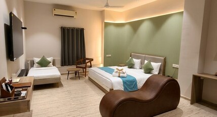 Hotel VD Rooms Althan Room Type - Suite Room