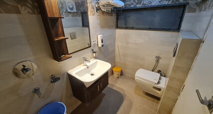 Hotel Gautam Grand Room Type - Super Deluxe Room