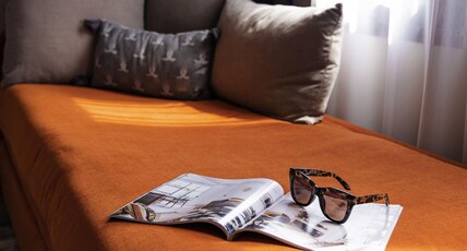 Novotel Paris Suresnes Longchamp Room Type - Superior Room with queen-size bed and 2 single sofa bed Novotel Paris Suresnes Longchamp Room Type - Superior Room with queen-size bed and 2 single sofa bed