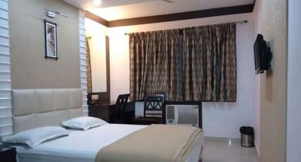 Hotel Madhulika Inn Room Type - Deluxe Room