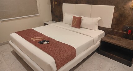 Astra Hotels and Suites - Sector 7 HSR Layout Room Type - Premium Room