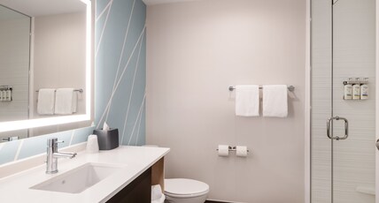 avid hotels TORONTO - VAUGHAN SOUTHWEST Room Type - Standard Room