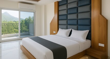 HOTEL KARDHAR INN Room Type - Suite Room with Balcony and Bathtub