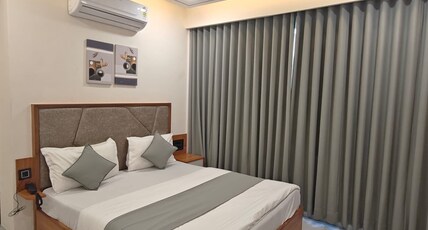 Hotel Maple Tree Room Type - STANDAR DELUX ROOM