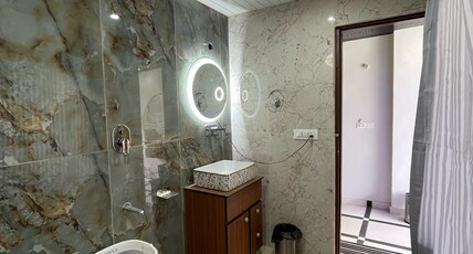 The Sublime Inn Room Type - DELUXE ROOM