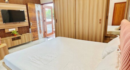 Sarnath Heritage Room Type - King