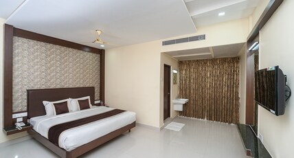 HOTEL VENKAATESWARA Room Type - Superior Room