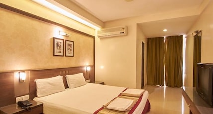 Hotel Sai Suraj International - Suratkal Room Type - DOUBLE DELUXE A/C Hotel Sai Suraj International - Suratkal Room Type - DOUBLE DELUXE A/C