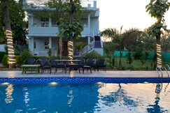 Awadh Bagh - A Boutique Farm 5BHK Pool Farm