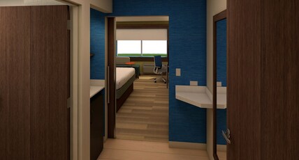 Holiday Inn Express & Suites WATERTOWN Room Type - 1 King Standard Mobil Access Roll Shwr