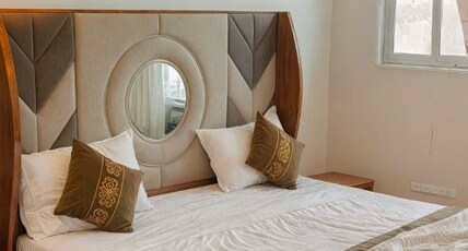 HOTEL JS PALACE Room Type - SUPER DELUXE ROOM HOTEL JS PALACE Room Type - SUPER DELUXE ROOM