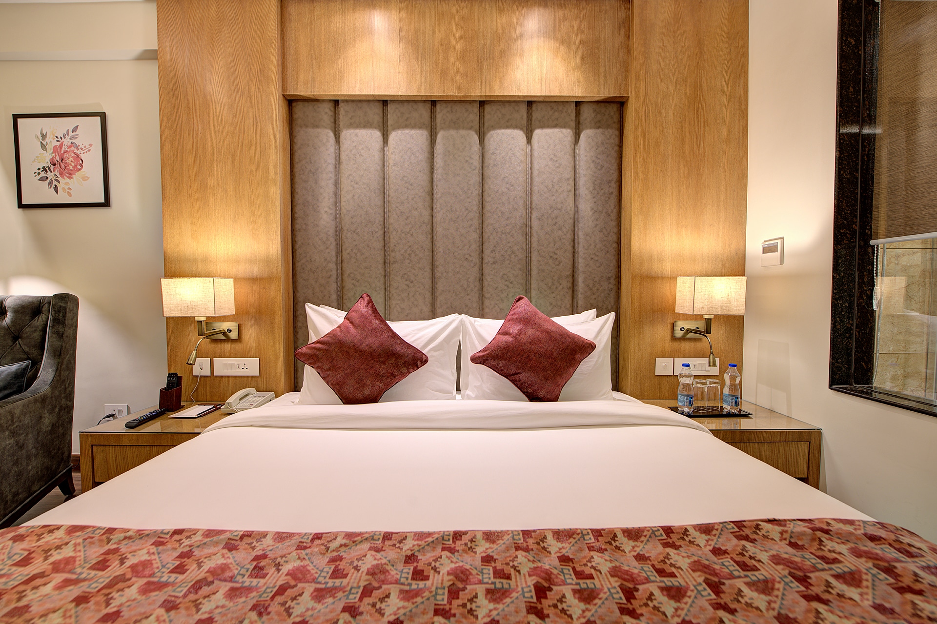 Best Western Plus REVANTA - Tap to explore photos