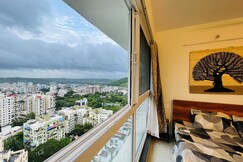 Treetop Tune 1 BHk CoupleFriendly Family