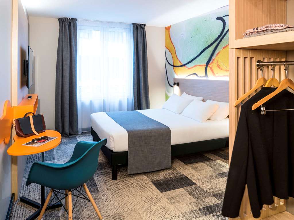 ibis Styles Clamart Gare Grand Paris - Tap to explore photos