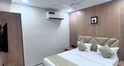 HOTEL NOBLE TOWN Room Type - Deluxe Room