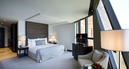 Bab Al Qasr Hotel Room Type - Studio Deluxe with One King Bed