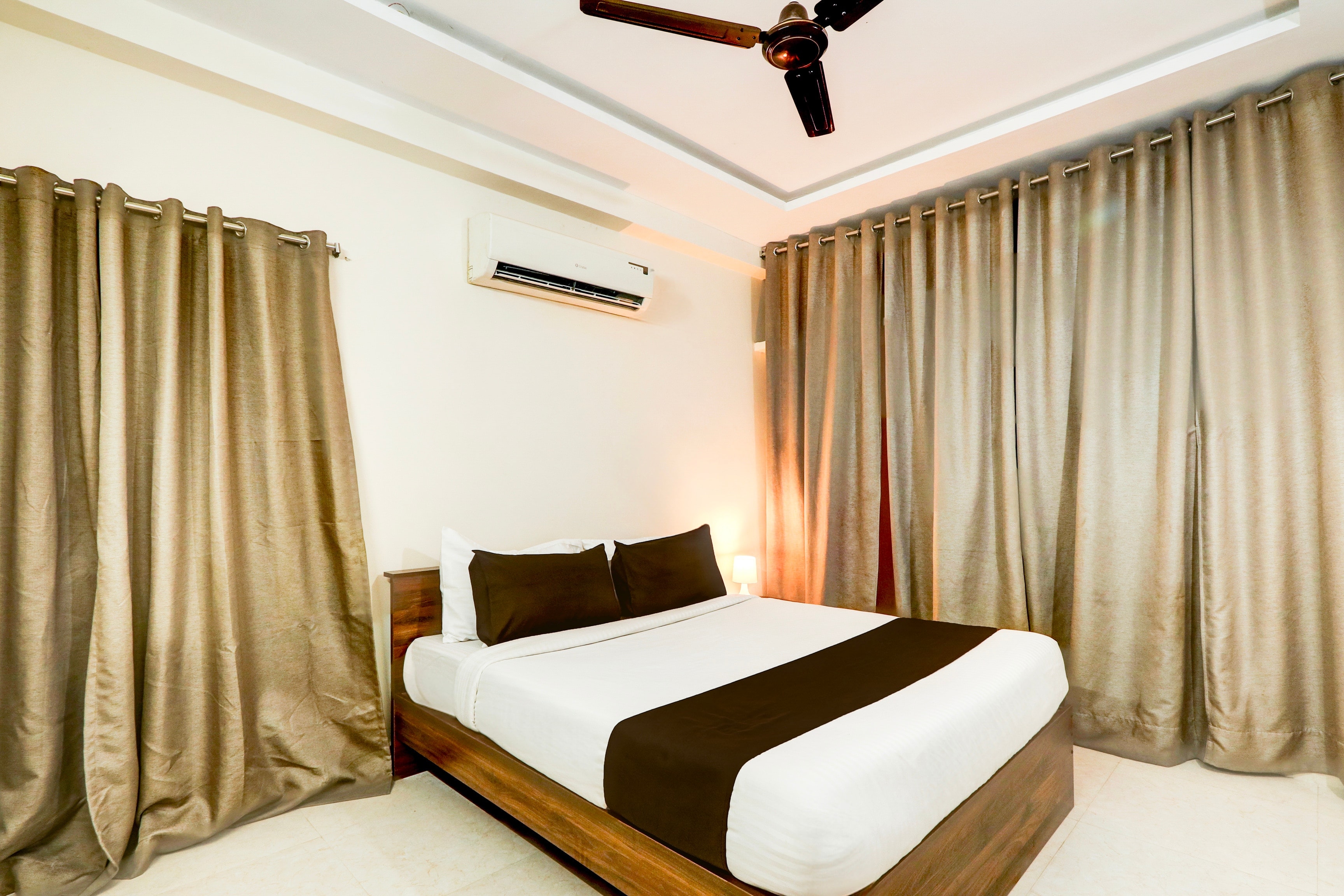 Hotel O Vyb Hotels - Tap to explore photos