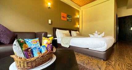 HOTEL TRANQUIL RETREAT Room Type - Deluxe Room