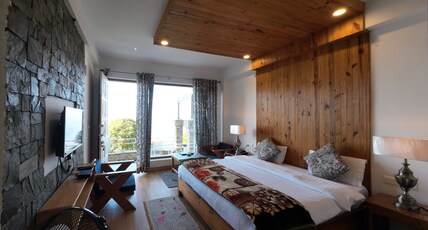 Stonewood Villa Room Type - Deluxe Pine Room on Ground Floor