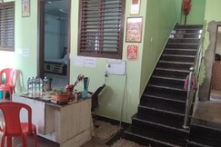 Shri kubja krishna aasharam