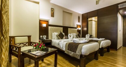 Hotel Golden Manor-City Center Bani Park Jaipur Room Type - Club Twin Bed Room