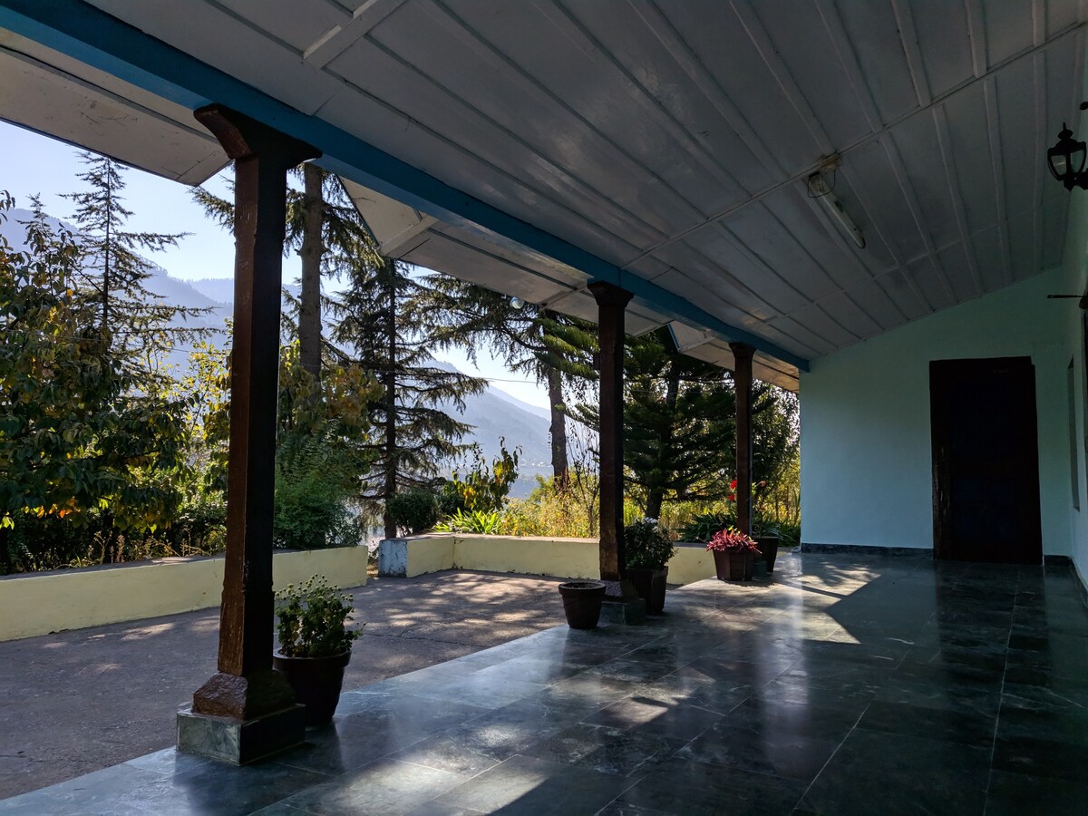 Main gallery