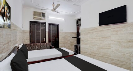 Hotel O Shubham Palace Room Type - Classic