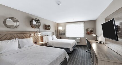 Holiday Inn Nampa Room Type - 2 Queen Standard Communications Accessible