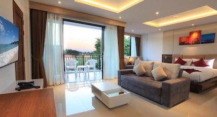 Paripas Patong Resort Room Type - Grand Suite with Balcony Paripas Patong Resort Room Type - Grand Suite with Balcony