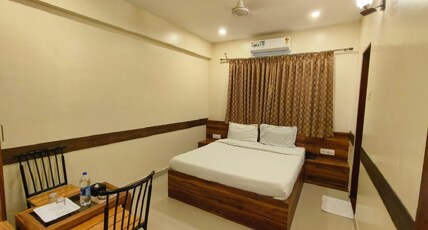 Hotel Relax Inn Room Type - Deluxe AC Room