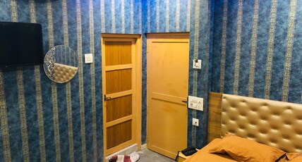 CM HOTEL Room Type - SEMI SUITE DOUBLE BED