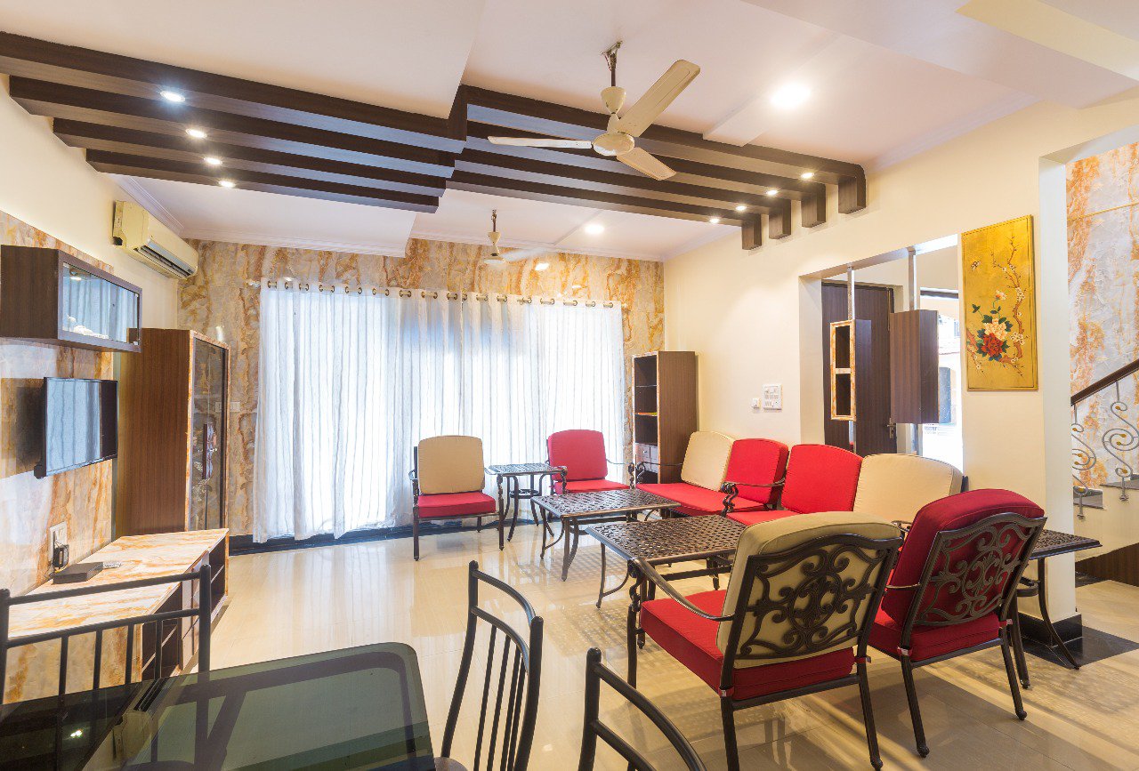 Luxury 4 BHK Villa with Pool close to Calangute and Baga Beach - Tap to explore photos