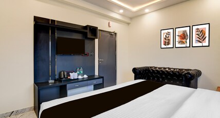 Townhouse Oak Dankuni Crossway Formerly Annapurna Banquet & Inn Room Type - Deluxe