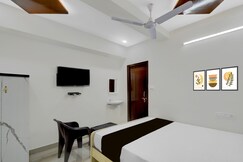 Hotel O De' BVL Grand