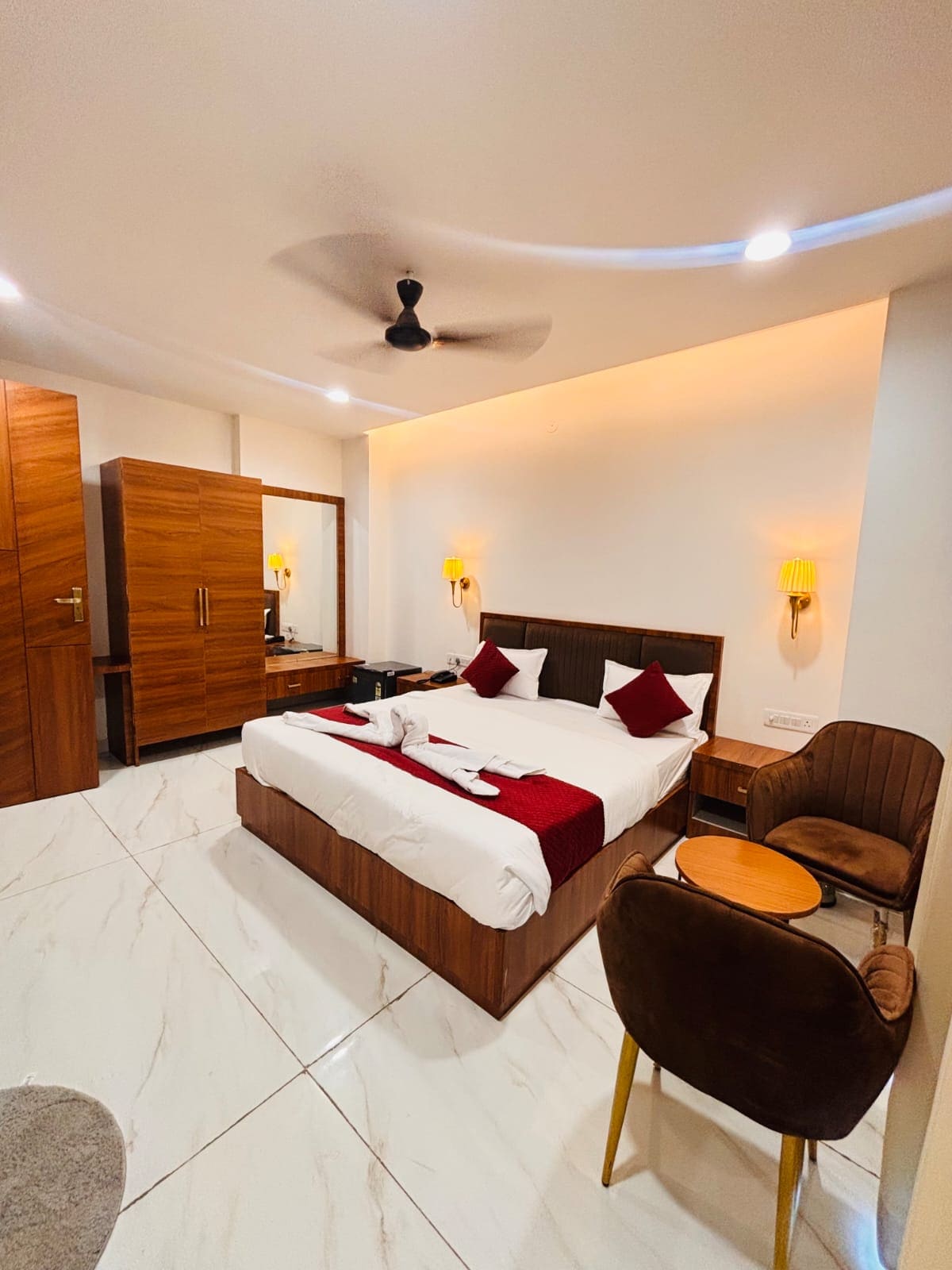 Hotel Janki Elite - Tap to explore photos