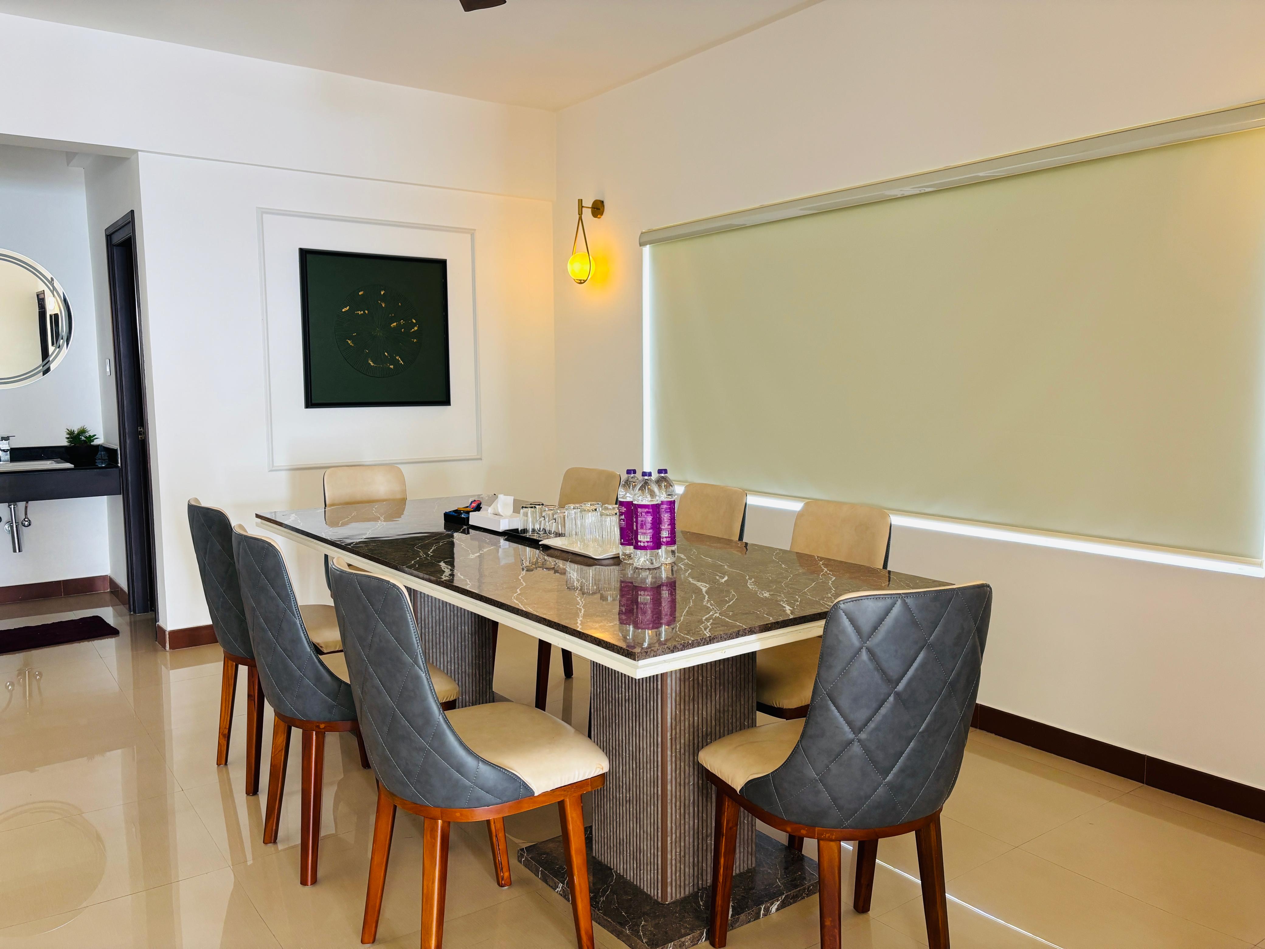 Redbell Suites Beachfront Apartments - Tap to explore photos