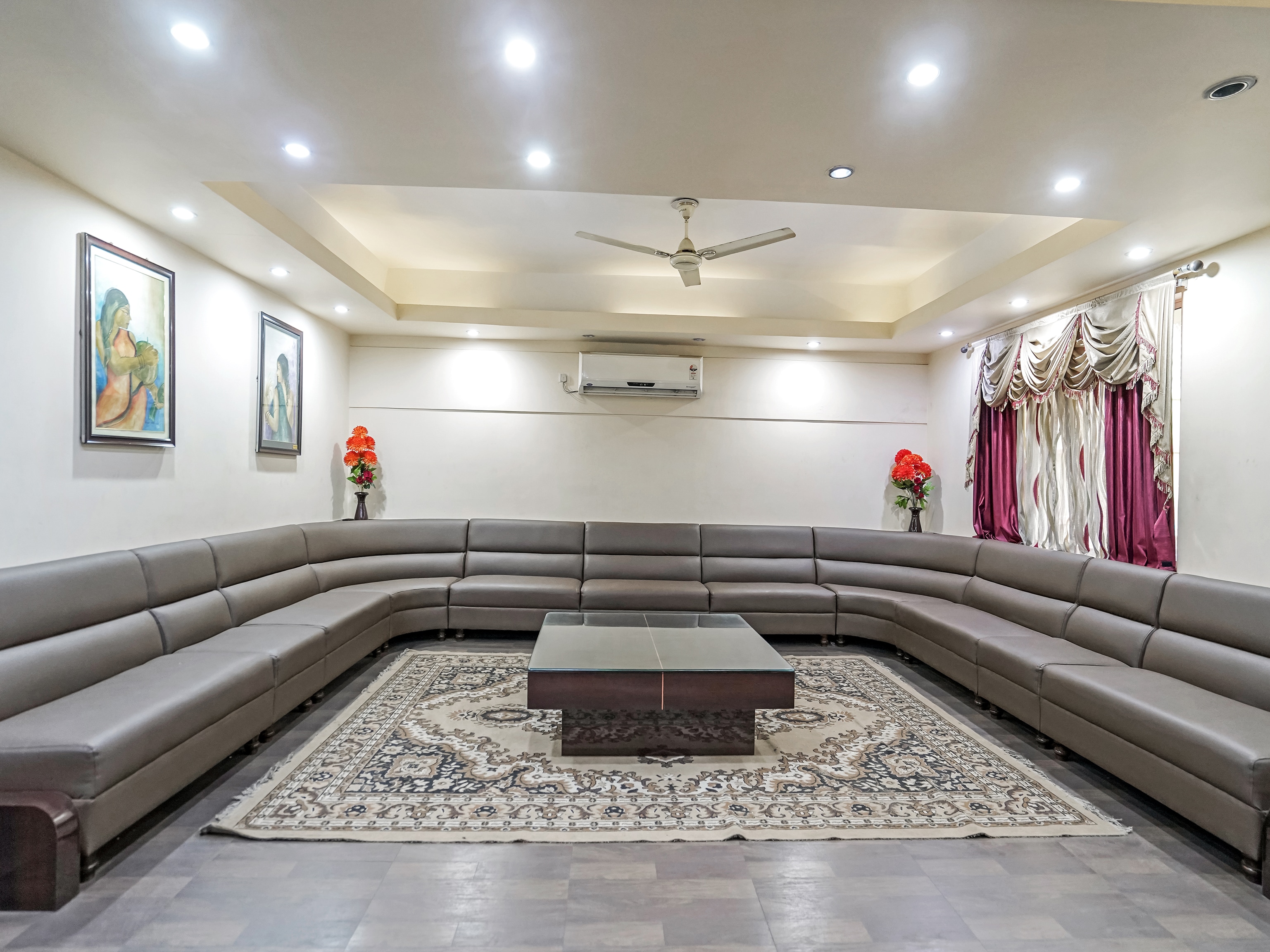 Main gallery
